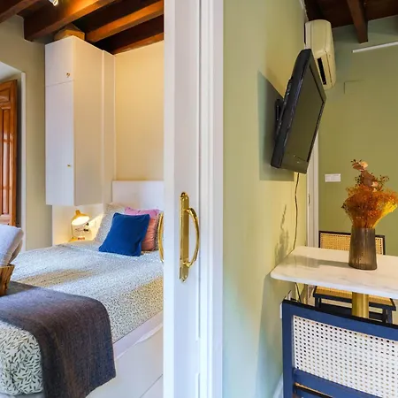 Aile - Hostatel * Granada