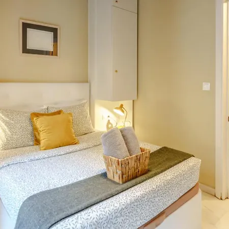 Aile - Hostatel Apartment *